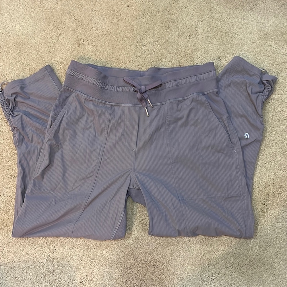 Lululemon Good Condition Size 6 Pants